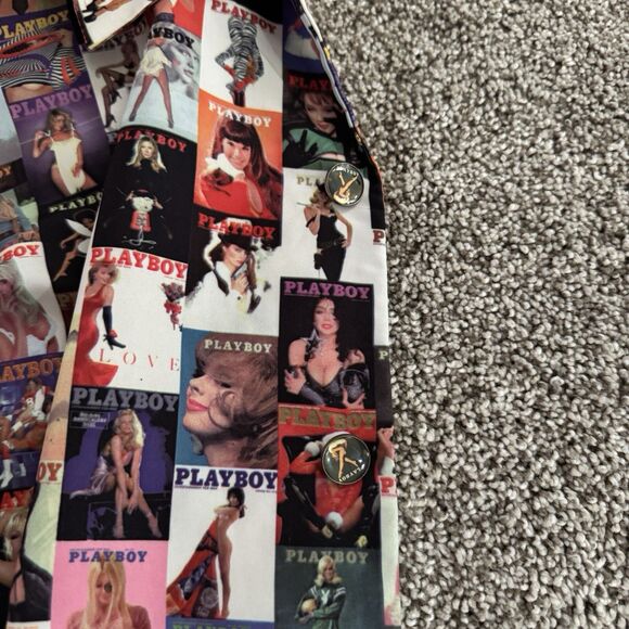 Playboy Centerfold Magazine Cover 90’s Y2K Button Shirt Men’s Size Large Vintage - Picture 7 of 10